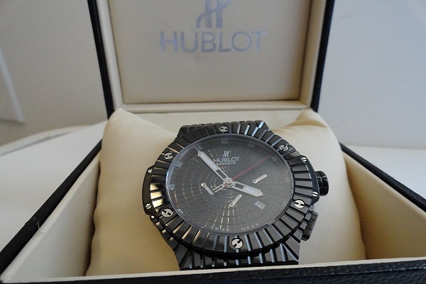 Hublot Black Caviar Bang